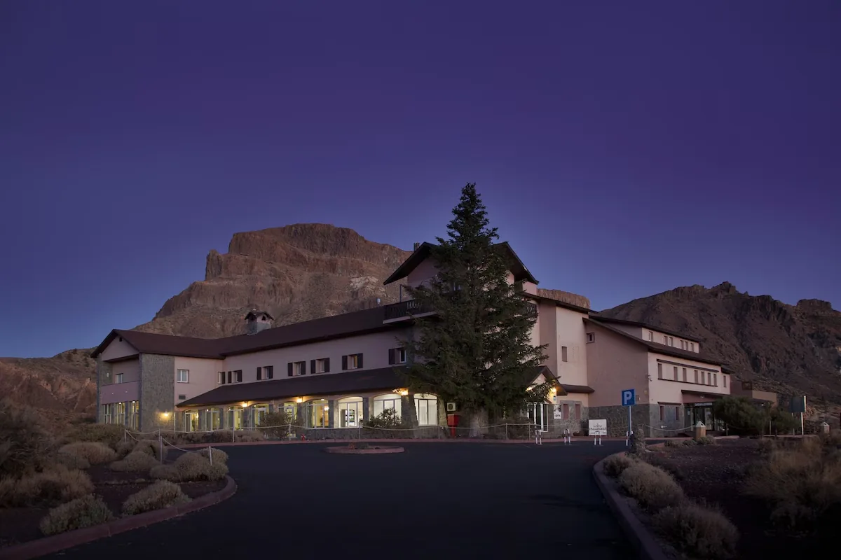 Parador de Las Cañadas del Teide in the national park, with Mount Teide behind