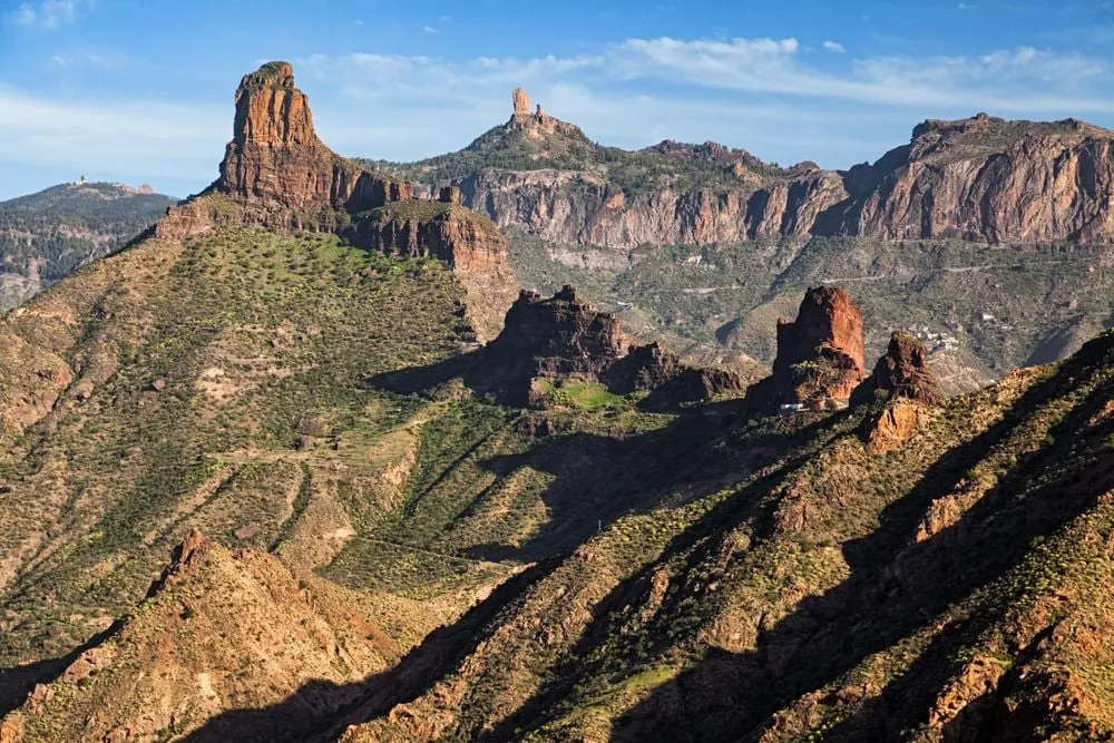 Roque Bentayga in the foreground with Roque Nublo on the skyline, Gran Canaria